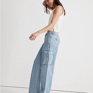 Madewell Low-Slung Straight Cargo Baggy Jeans in Coleman Wash Wide Leg